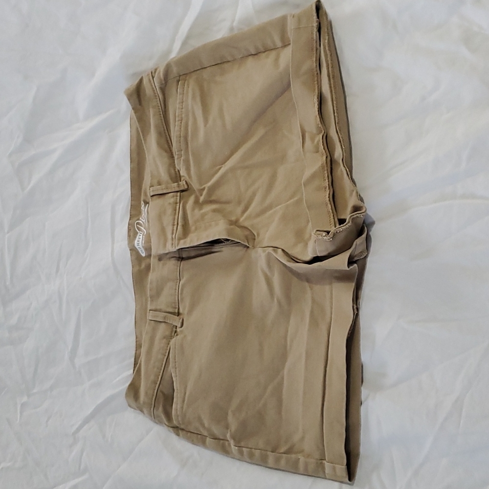 Old Navy Pixie Khaki Shorts